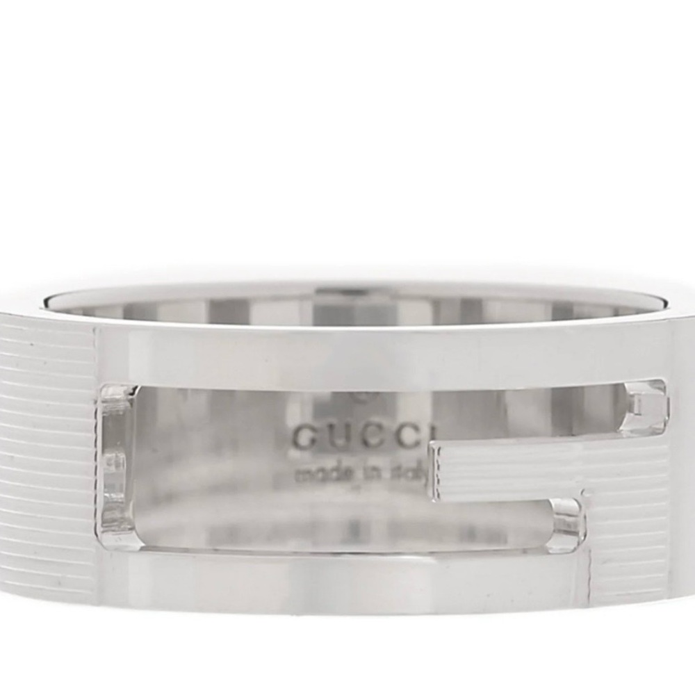Gucci Women’s Cut Out G Sterling Silver Band Ring